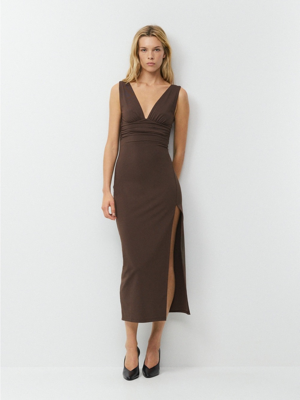 NWT ARITZIA Contour Sleeveless V-Neck Brown Midi Dress with Side Slit Size Small